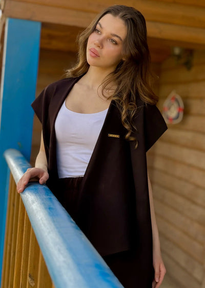 BROWN 3