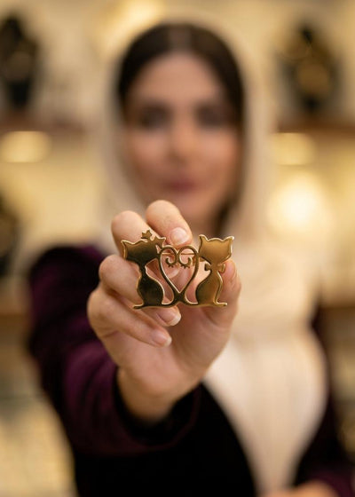 TWO CAT BROOCH