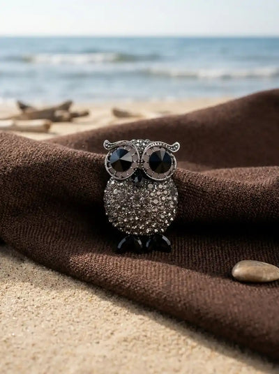 BLACK OWL BROOCH