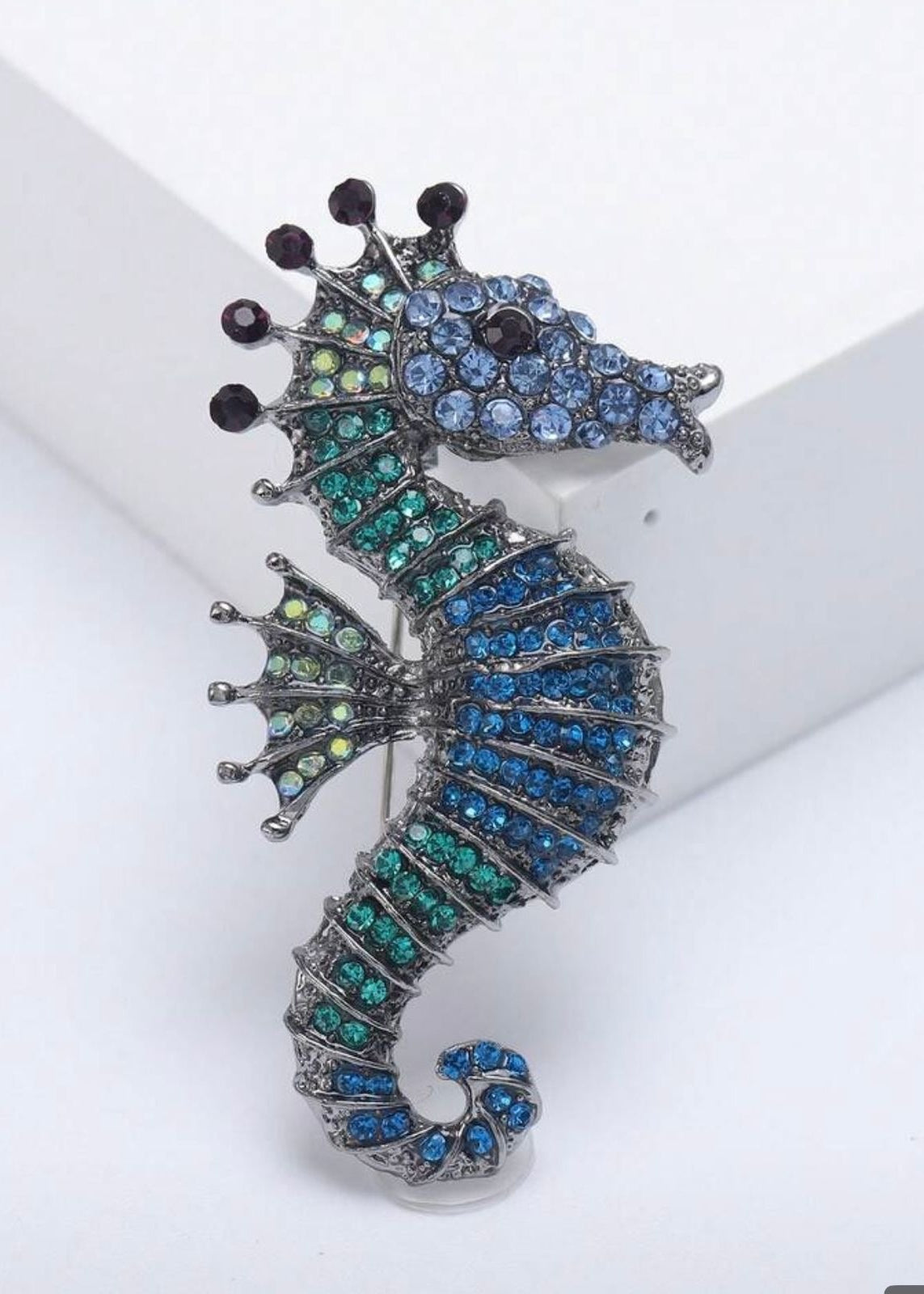 SEA HORSE BROOCH Main image