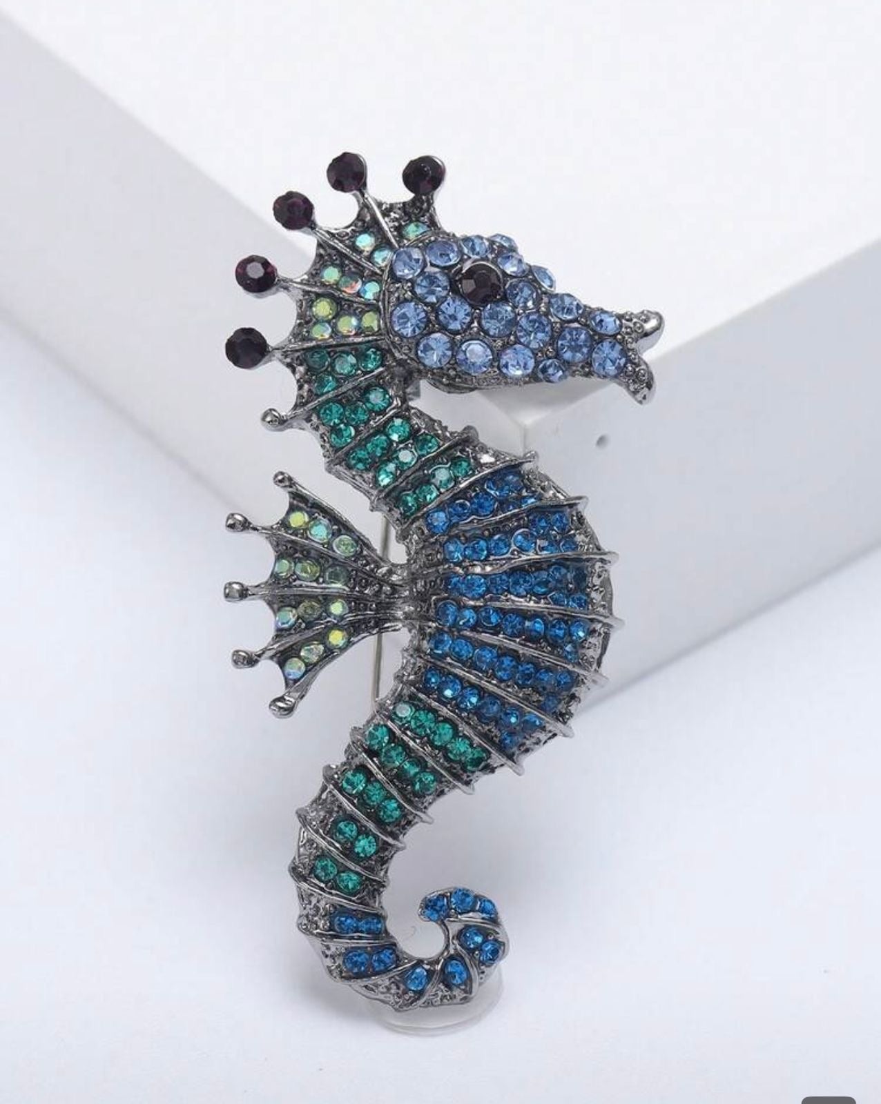 SEAHOURSE BROOCH