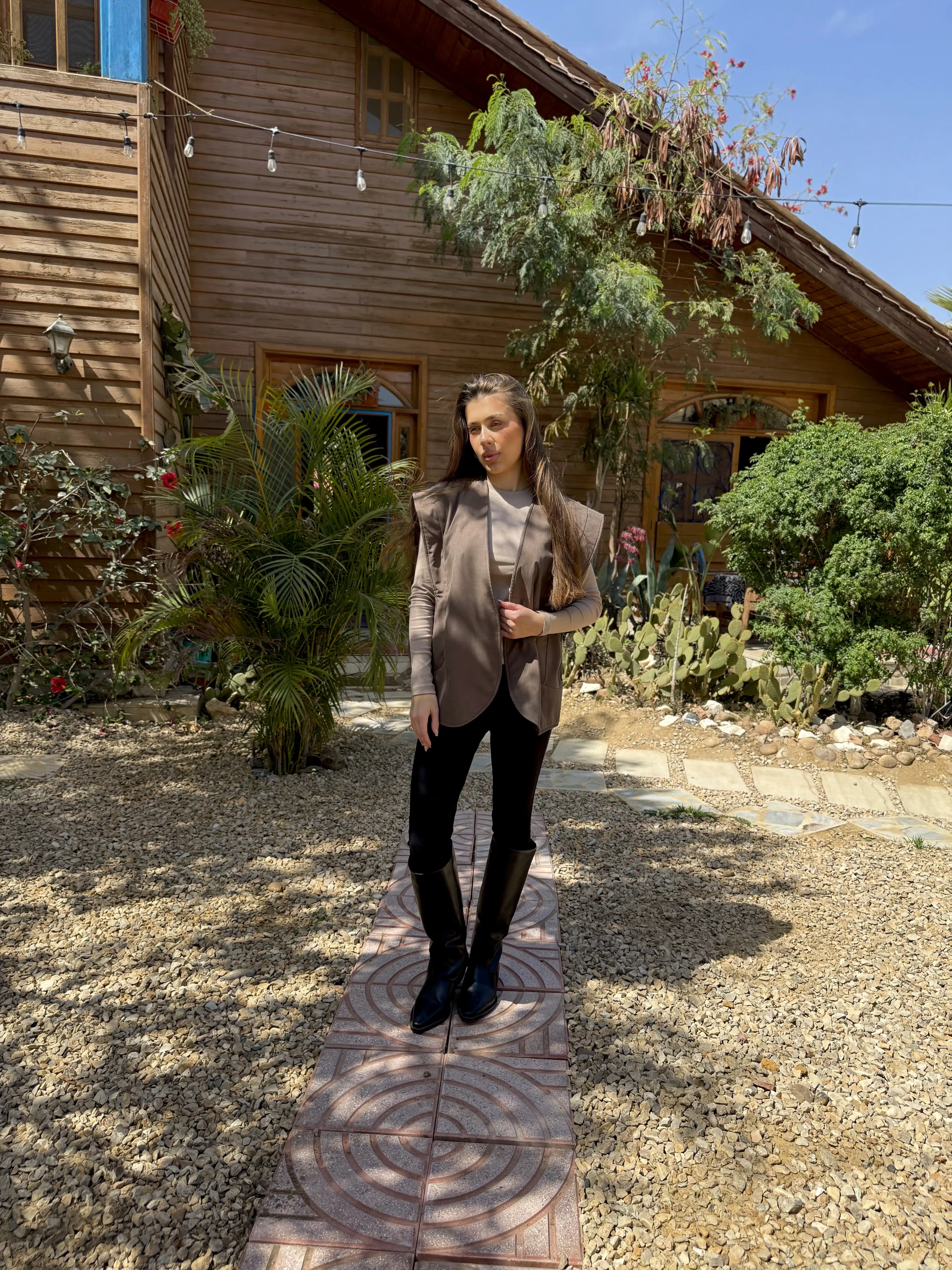 EQUIL UXE VEST