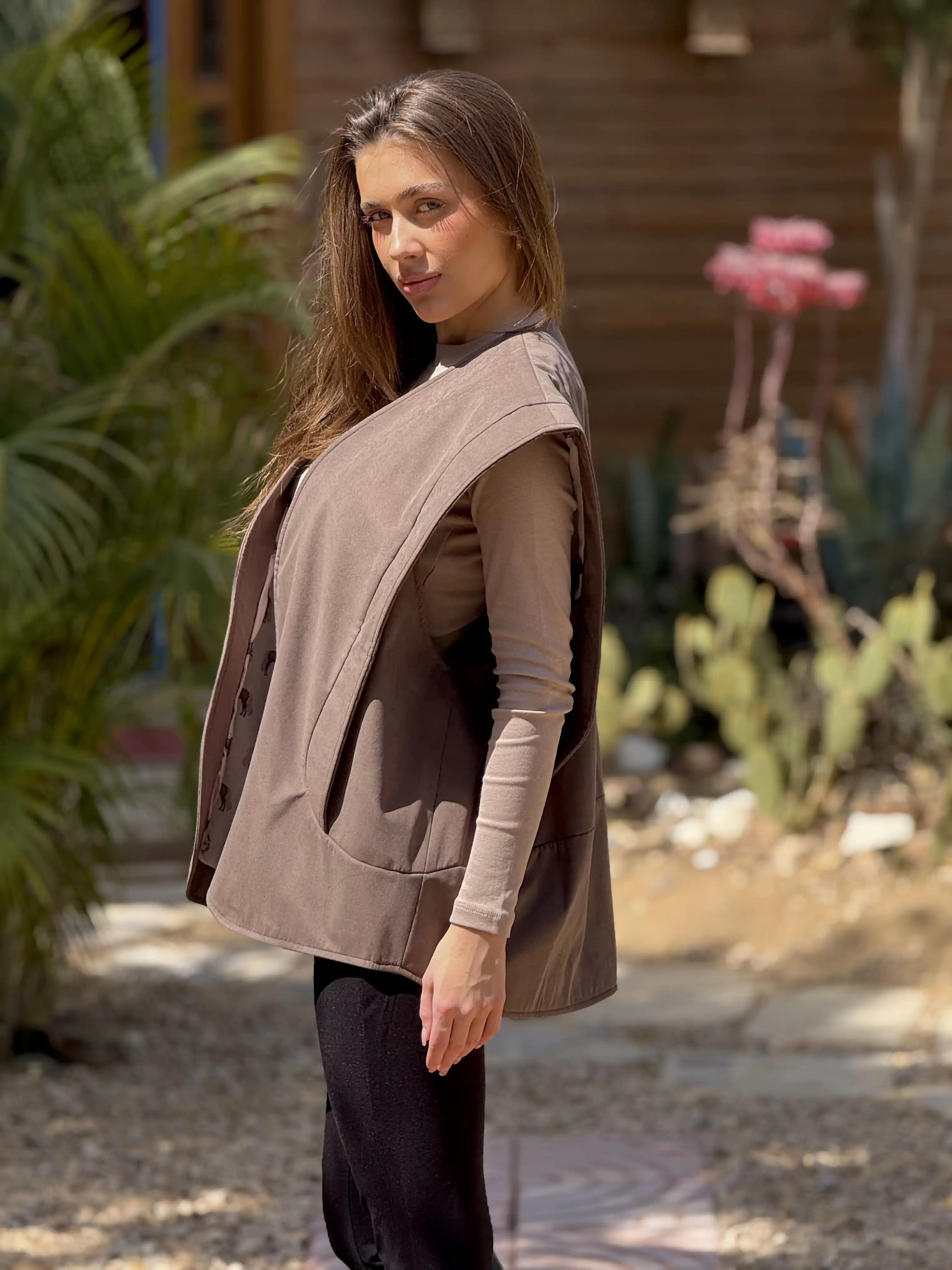 EQUIL UXE VEST