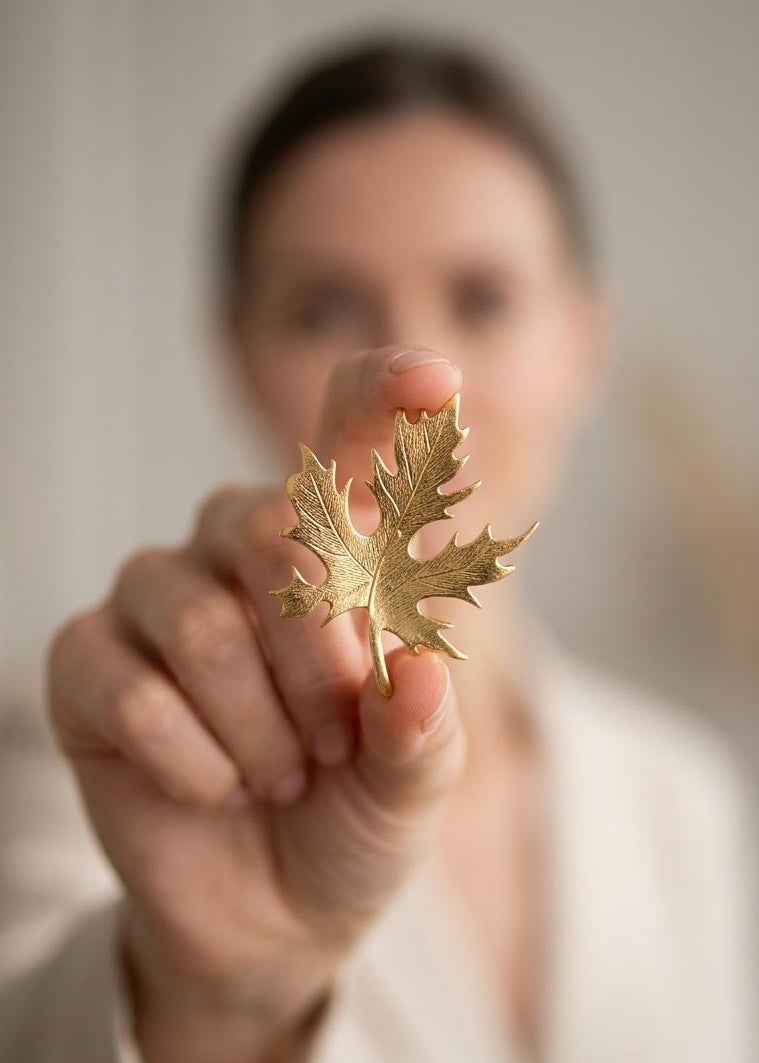 SHARP MAPLE LEAF BROOCH
