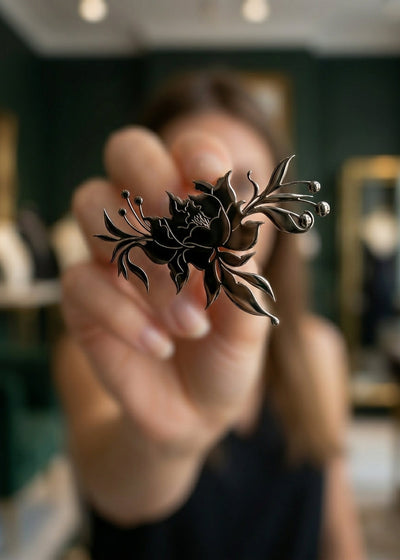 LILLY FLOWER BROOCH