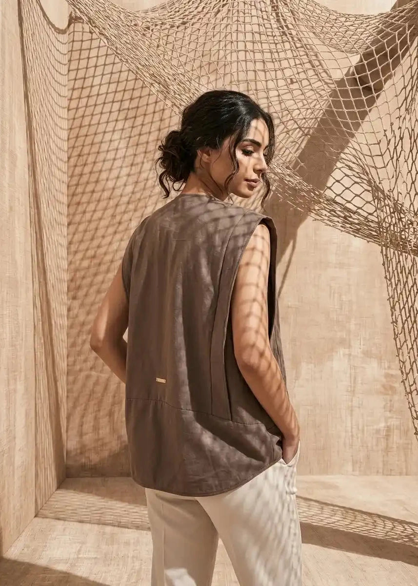 EQUIL UXE VEST