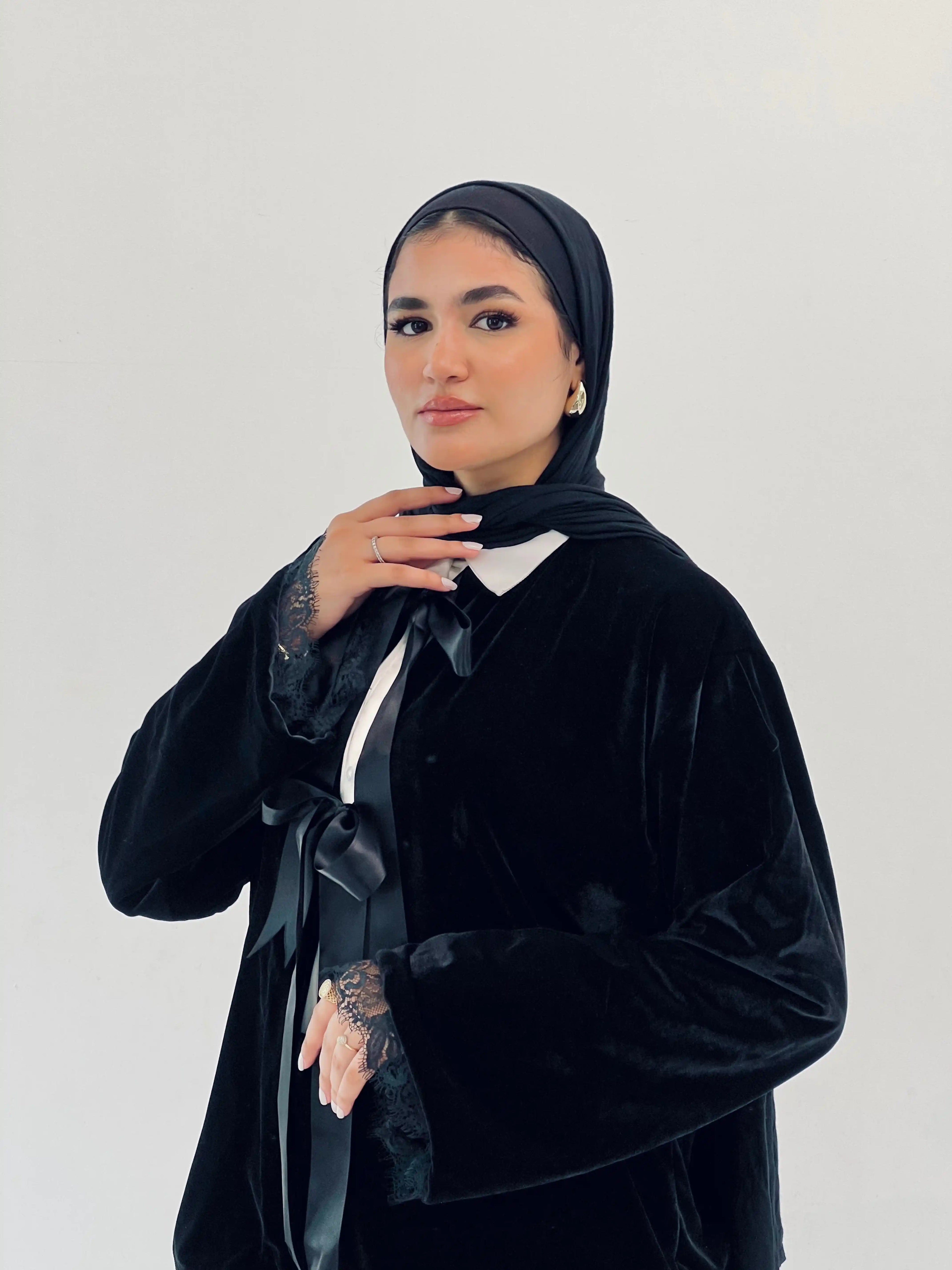 MUHRA VELVET SET