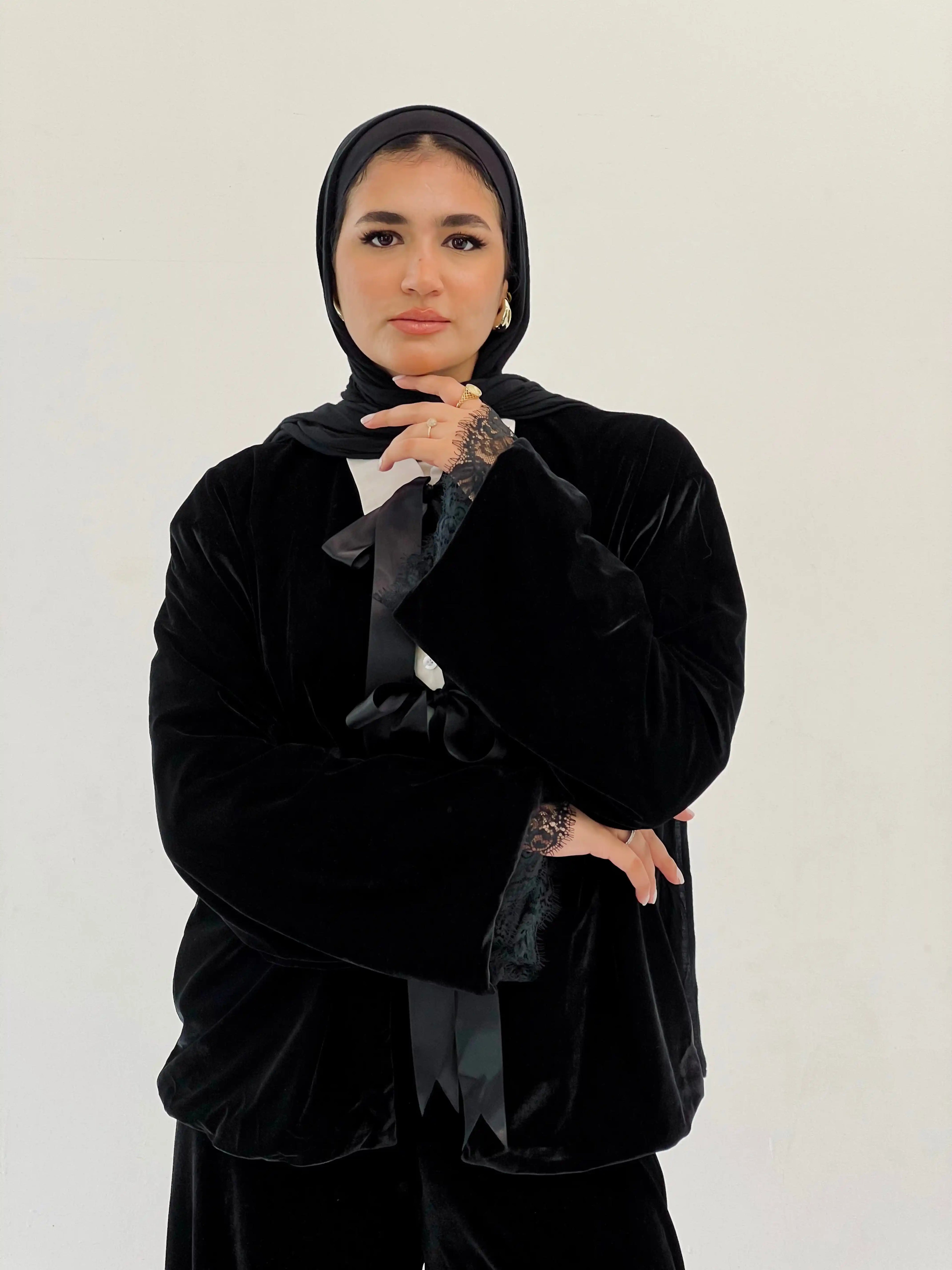 MUHRA VELVET SET