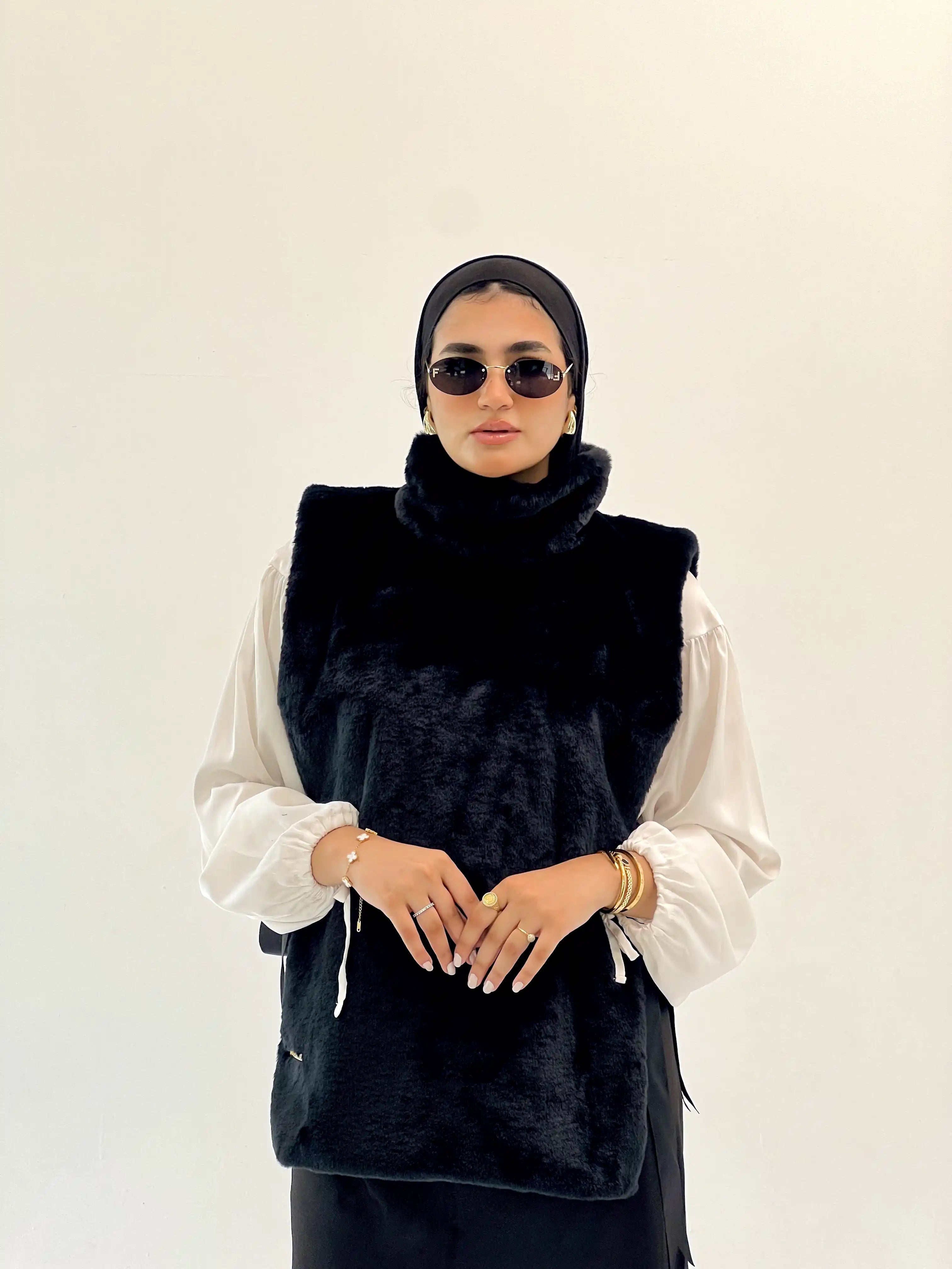 MUHRA FUR VEST